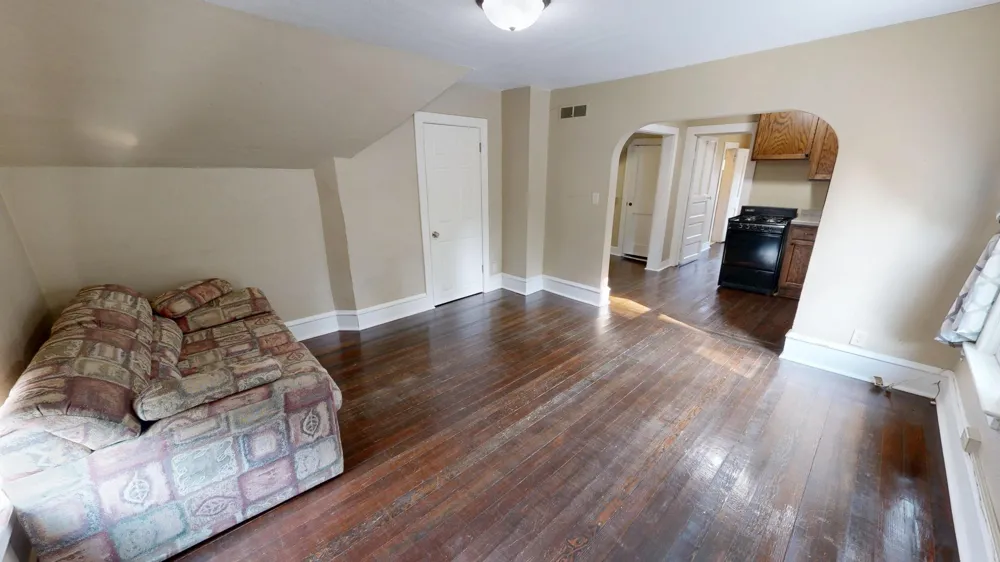 613 3rd Street SW #upstairs #2 Willmar, MN 56201
