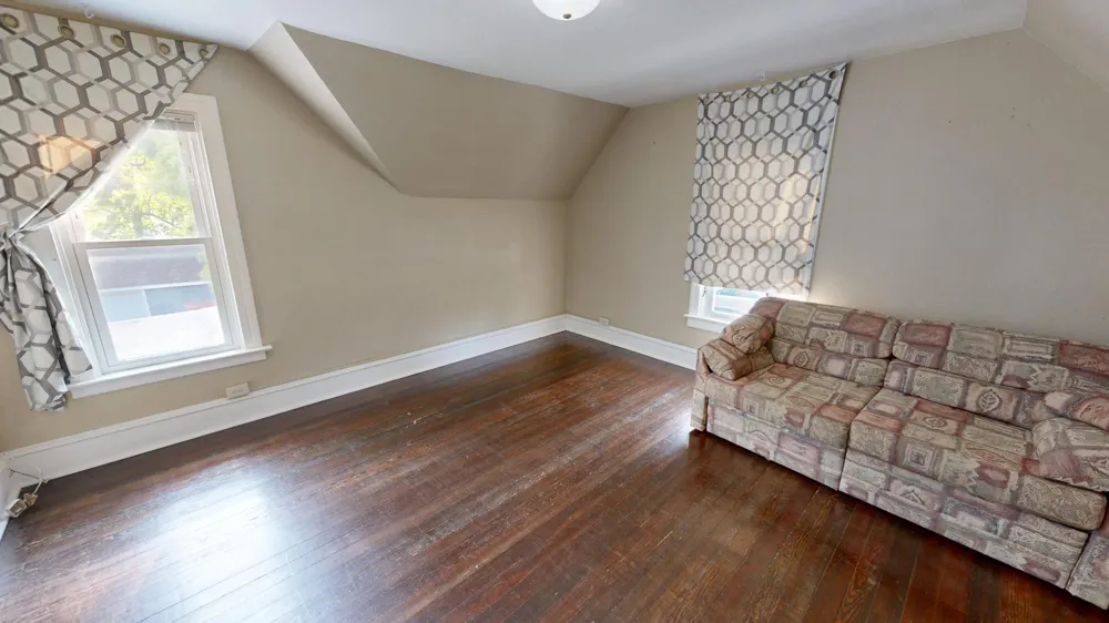 613 3rd Street SW #upstairs #2 Willmar, MN 56201