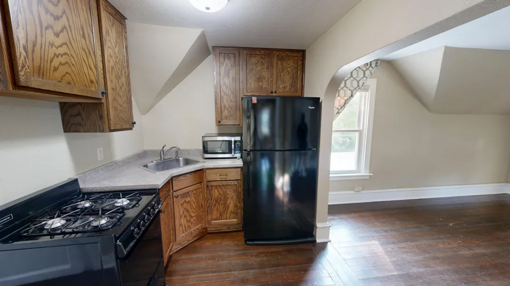 613 3rd Street SW #upstairs #2 Willmar, MN 56201