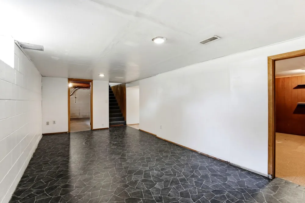 6936 Newton Avenue Brooklyn Center, MN 55430