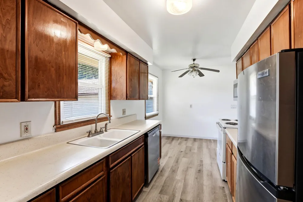 6936 Newton Avenue Brooklyn Center, MN 55430