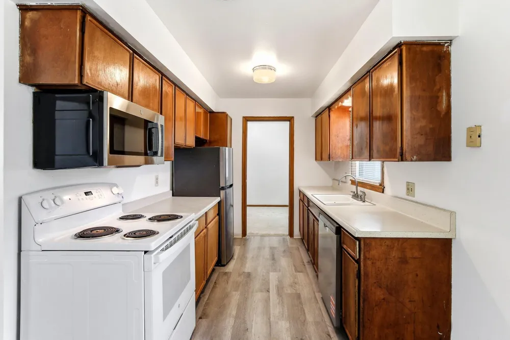 6936 Newton Avenue Brooklyn Center, MN 55430
