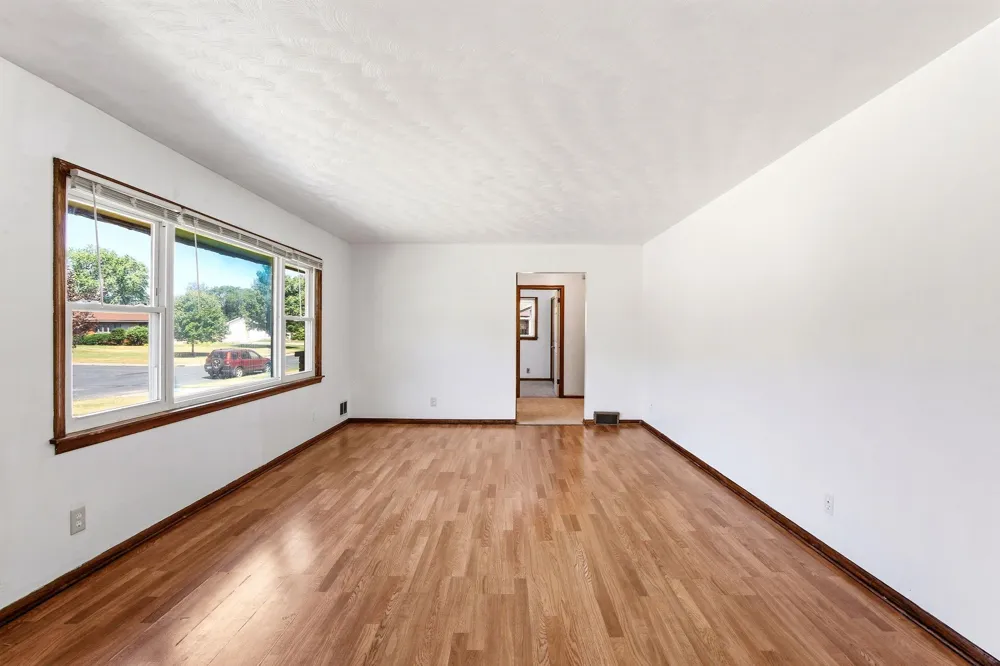 6936 Newton Avenue Brooklyn Center, MN 55430