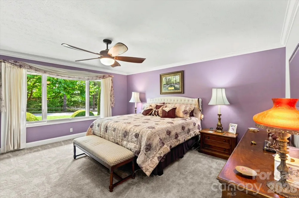 12 Highlander Lane Hendersonville, NC 28792