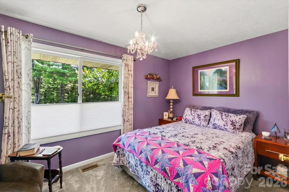 12 Highlander Lane Hendersonville, NC 28792