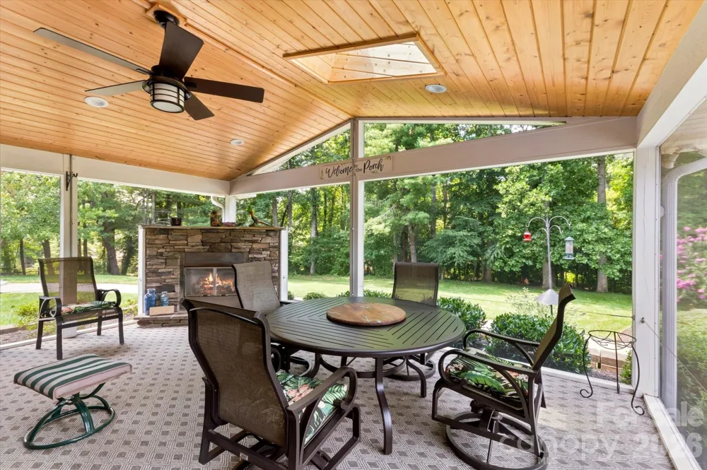 12 Highlander Lane Hendersonville, NC 28792