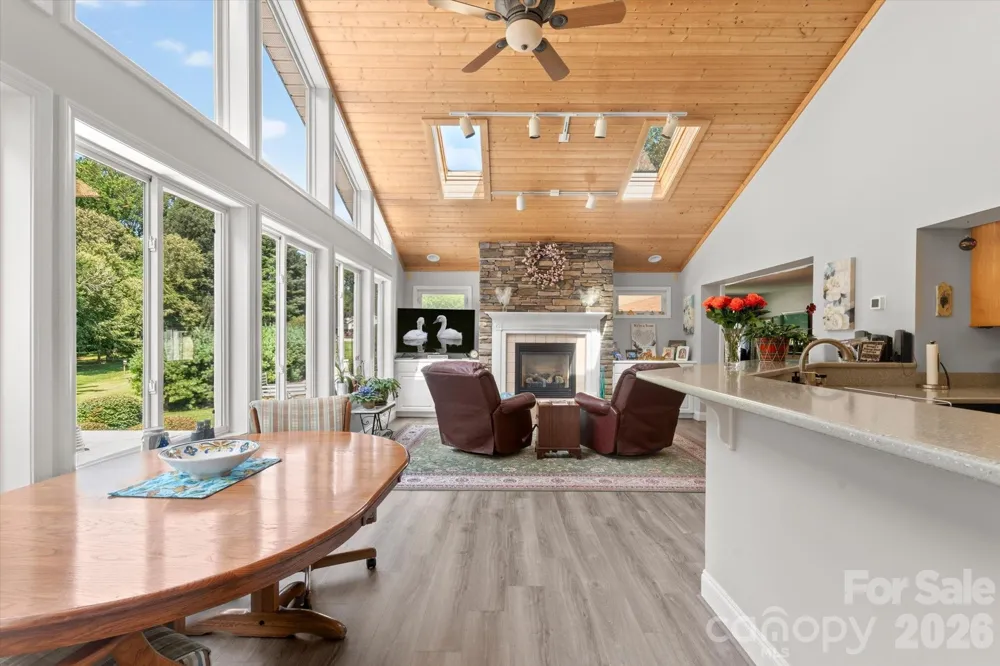 12 Highlander Lane Hendersonville, NC 28792