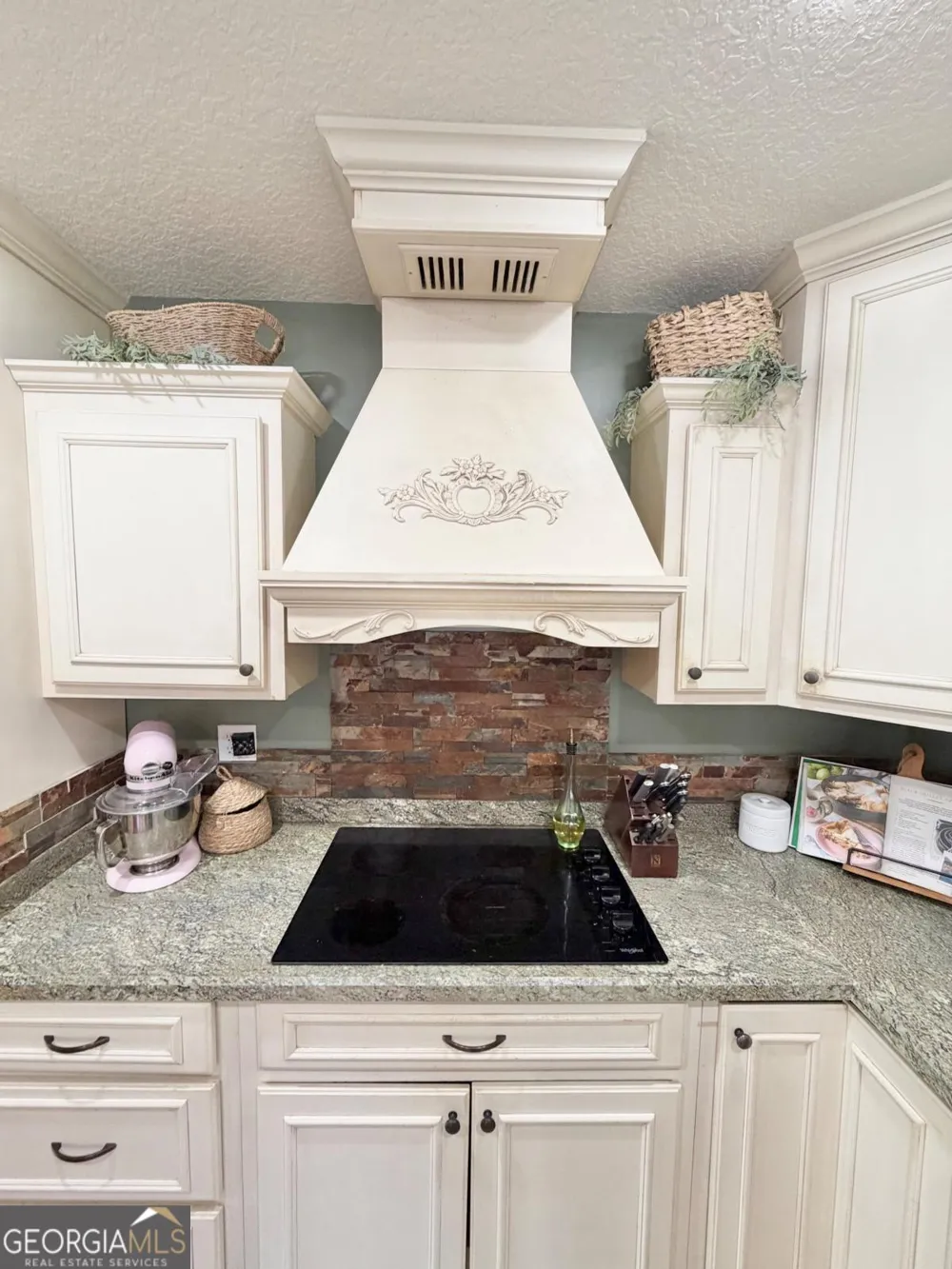 3231 Pear AVE Patterson, GA 31557
