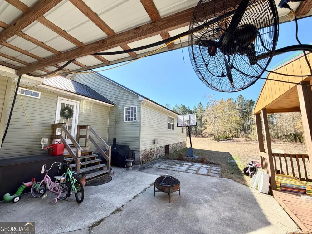 3231 Pear AVE Patterson, GA 31557