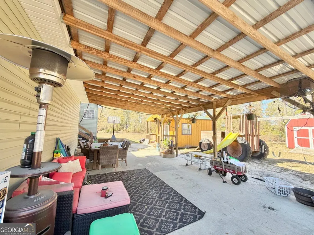 3231 Pear AVE Patterson, GA 31557