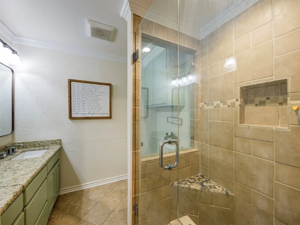 405 Wickham Street Alvord, TX 76225