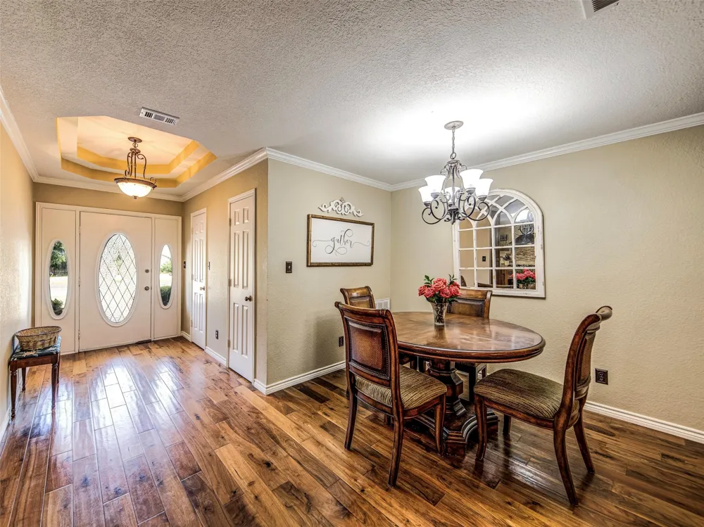 405 Wickham Street Alvord, TX 76225