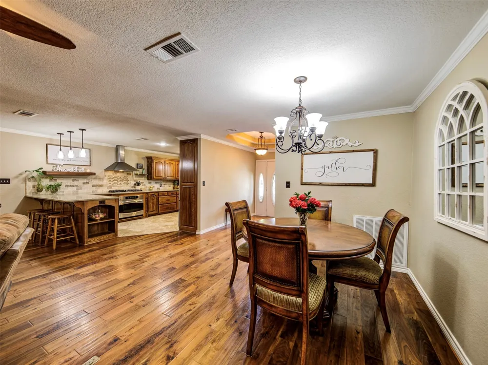 405 Wickham Street Alvord, TX 76225