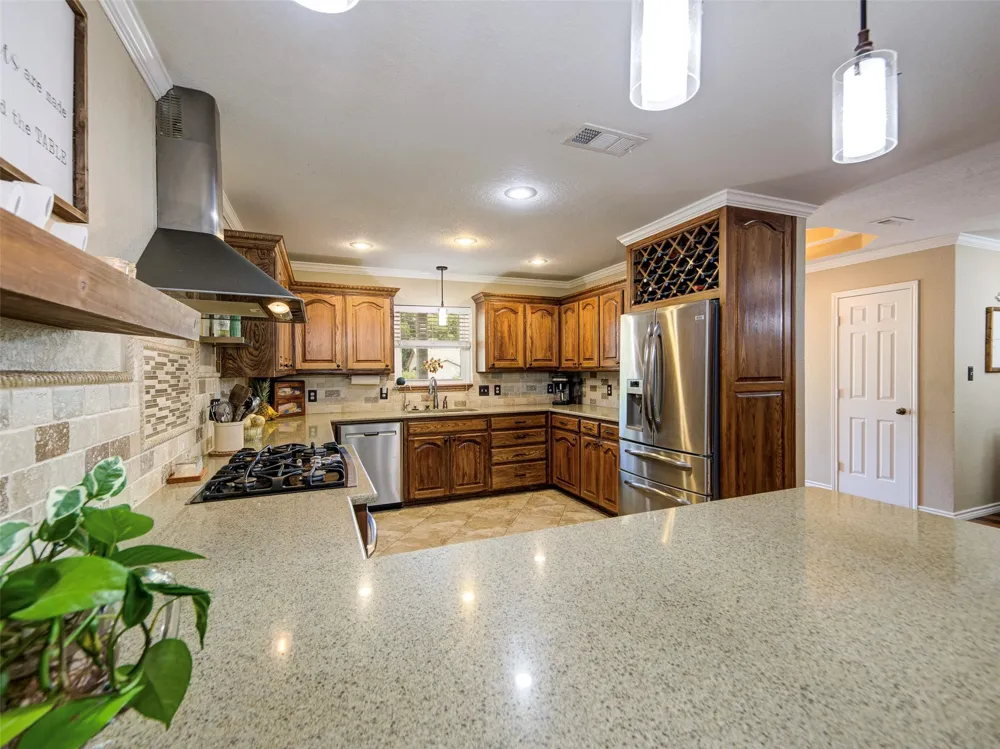 405 Wickham Street Alvord, TX 76225