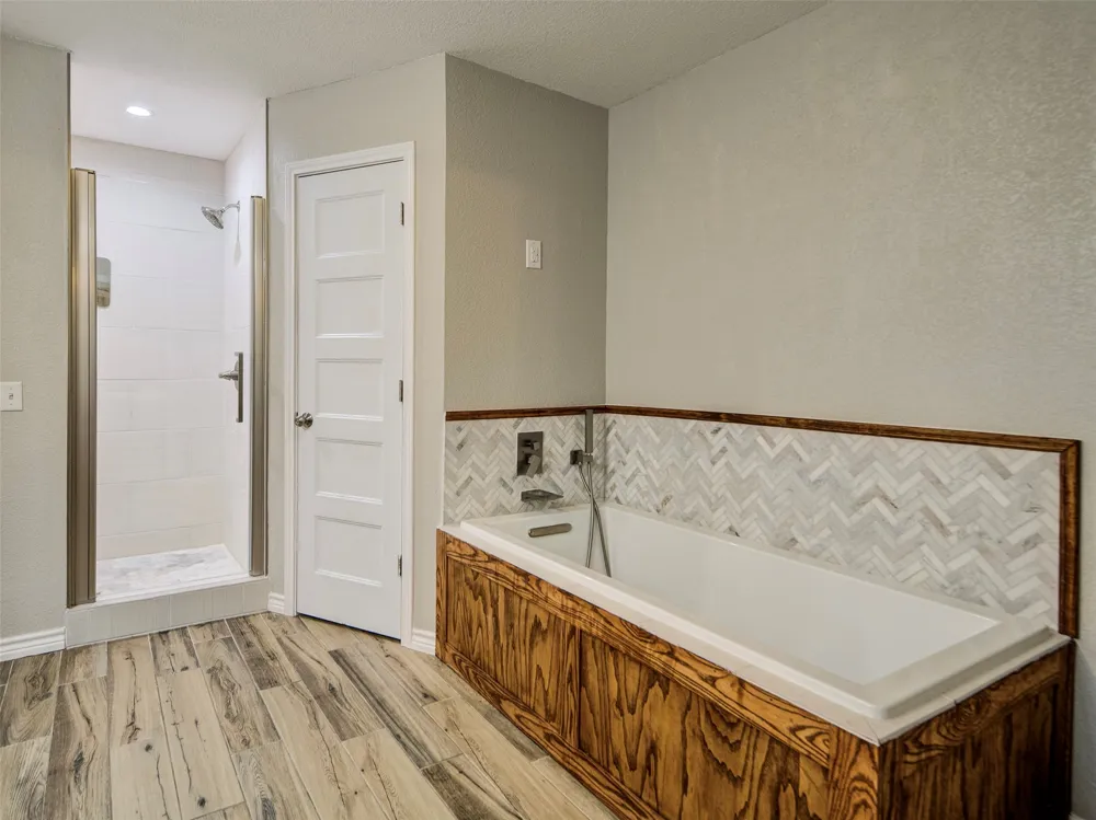 405 Wickham Street Alvord, TX 76225