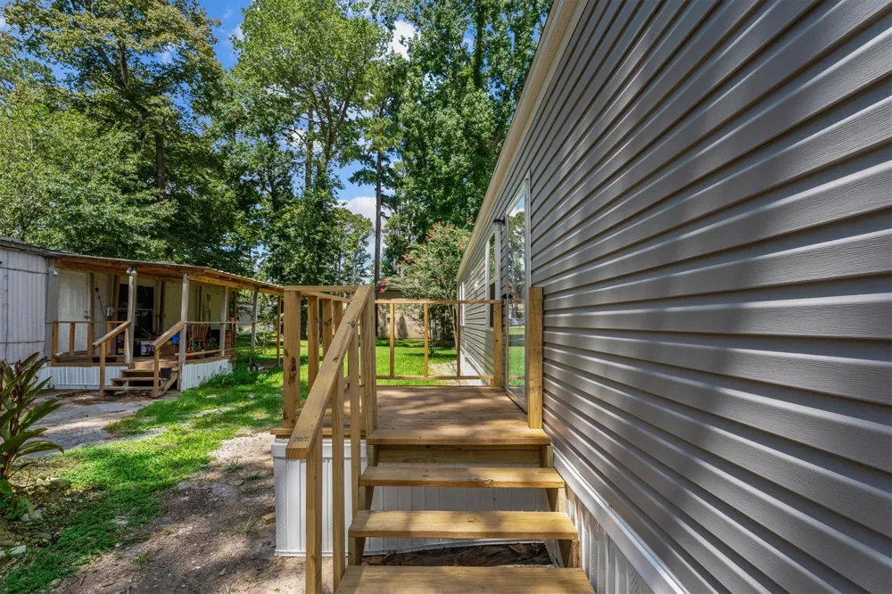 14257 E Ravine Run Willis, TX 77318