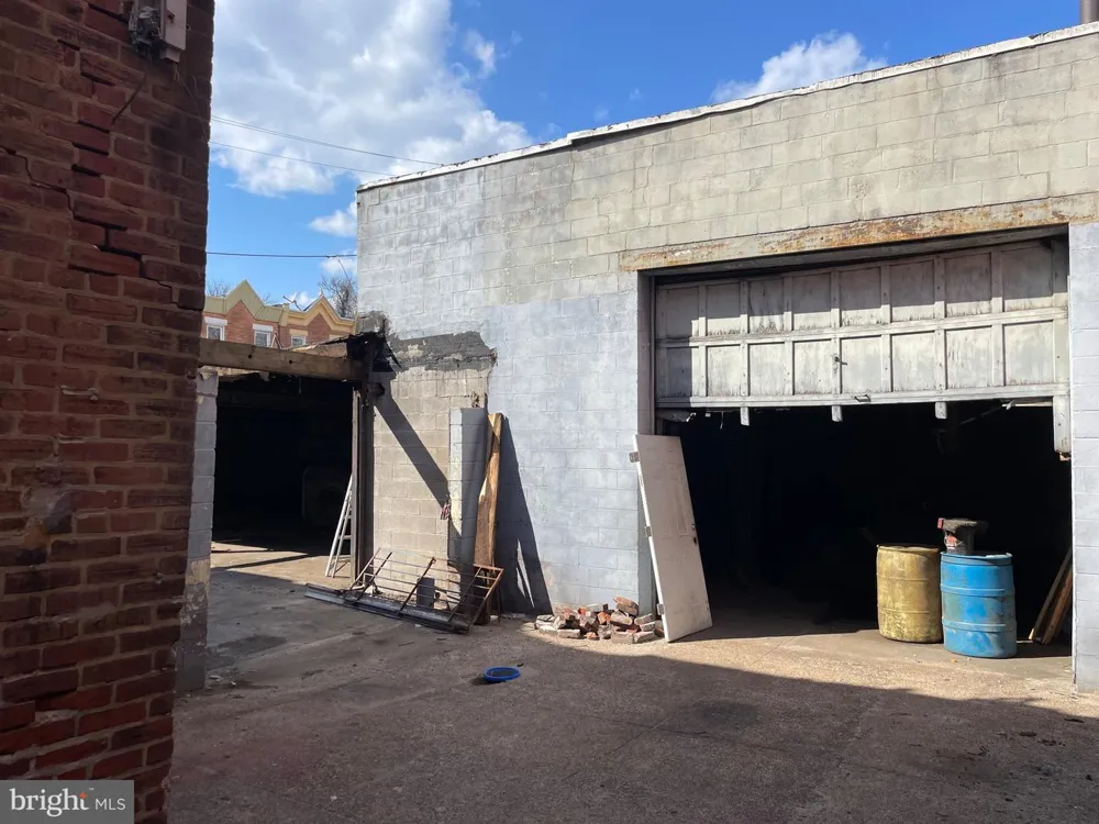 1729 W CAYUGA STREET Philadelphia, PA 19140