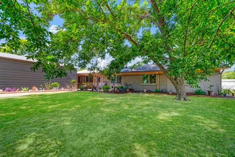 1723 FARM ROAD 2121