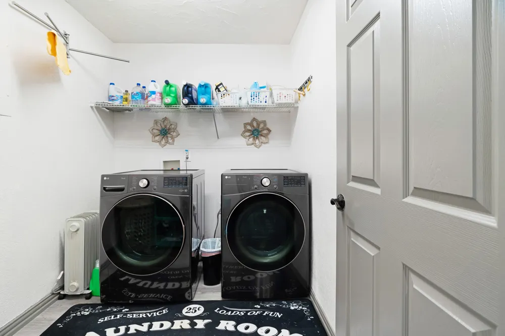 1723 FARM ROAD 2121 Paris, TX 75462