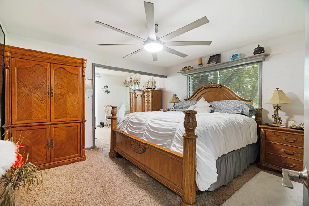 1723 FARM ROAD 2121 Paris, TX 75462