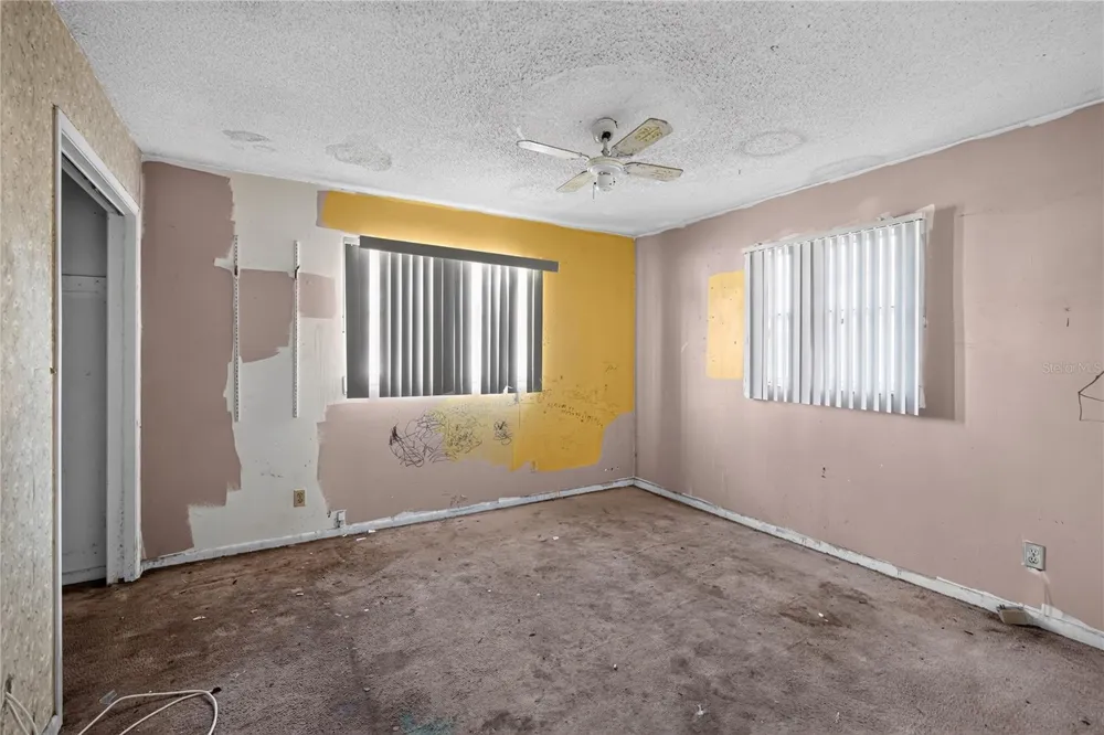 1229 EL CAMINO ROAD Lakeland, FL 33805