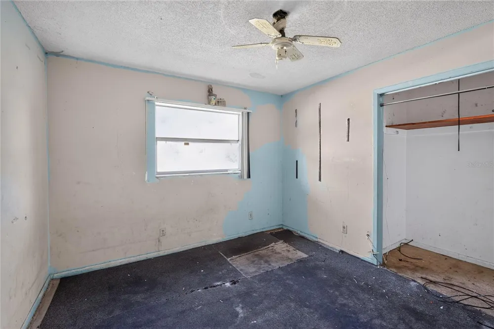 1229 EL CAMINO ROAD Lakeland, FL 33805