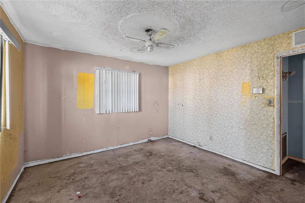1229 EL CAMINO ROAD Lakeland, FL 33805