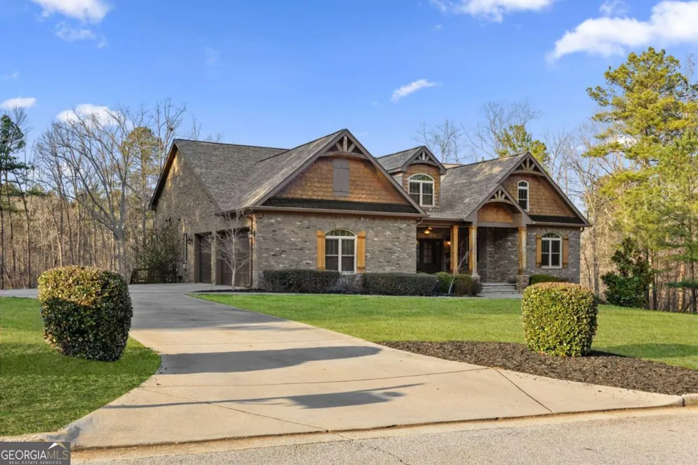 407 Saint Regis DR Oxford, GA 30054
