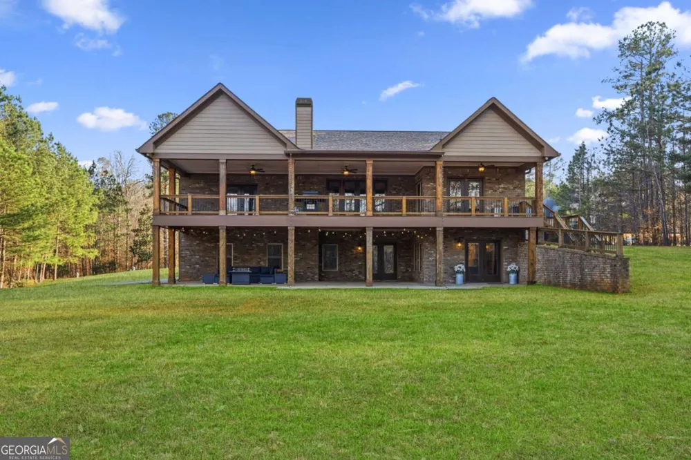 407 Saint Regis DR Oxford, GA 30054
