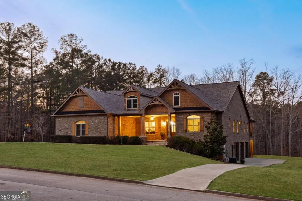 407 Saint Regis DR Oxford, GA 30054