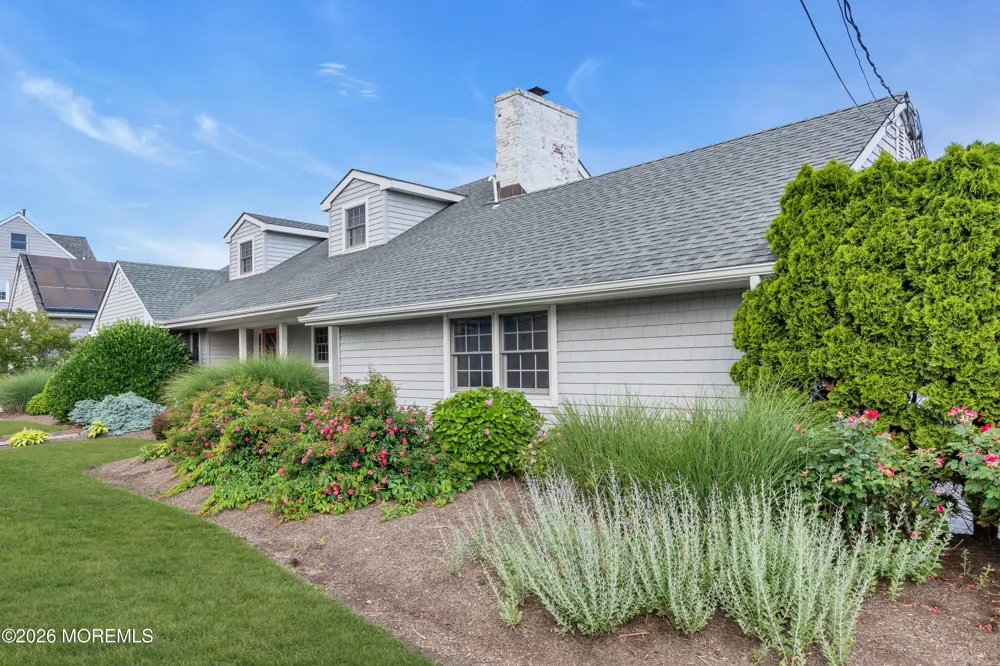 919 Ocean Avenue Mantoloking, NJ 08738