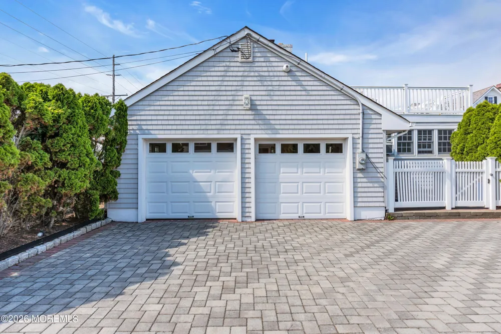 919 Ocean Avenue Mantoloking, NJ 08738