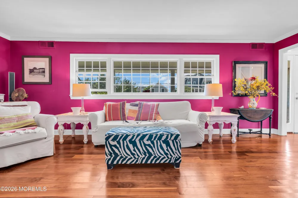 919 Ocean Avenue Mantoloking, NJ 08738