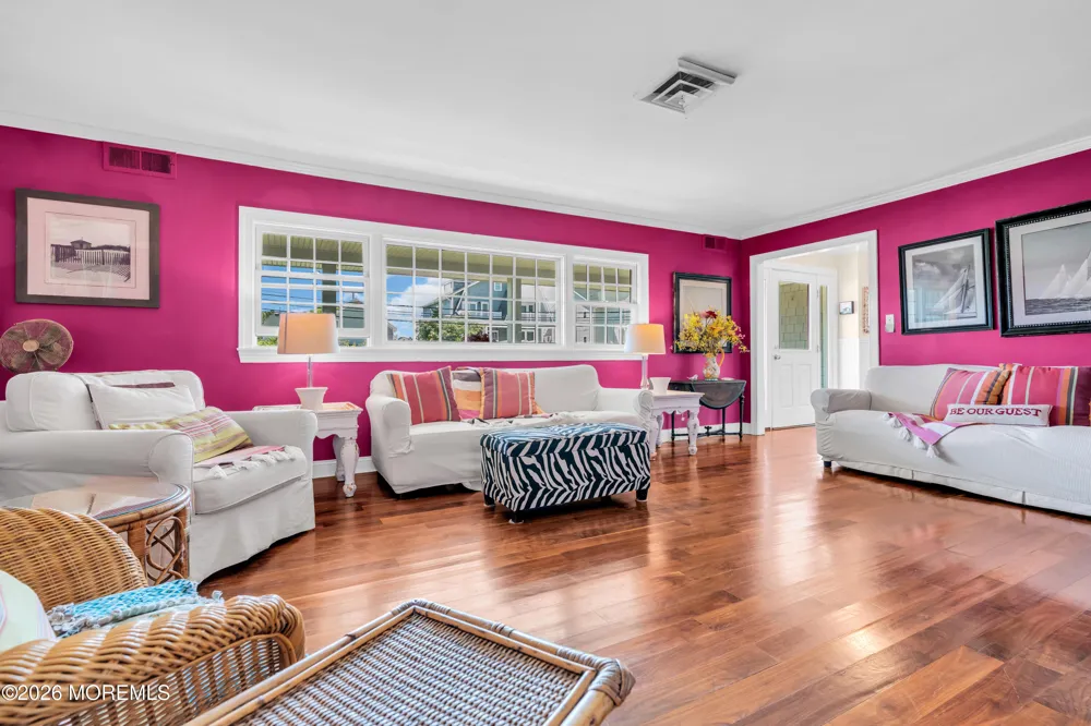 919 Ocean Avenue Mantoloking, NJ 08738