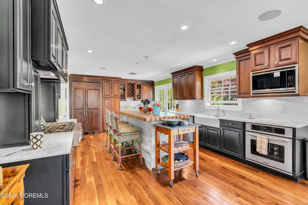 919 Ocean Avenue Mantoloking, NJ 08738