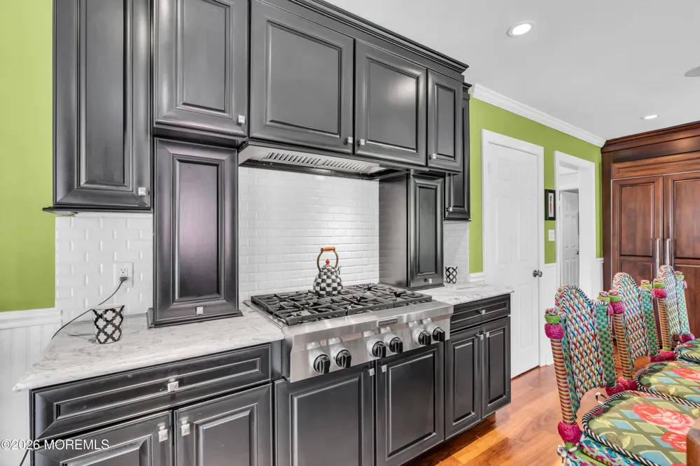 919 Ocean Avenue Mantoloking, NJ 08738