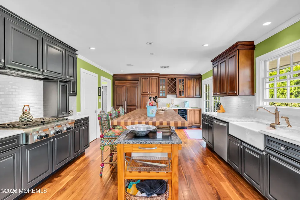 919 Ocean Avenue Mantoloking, NJ 08738