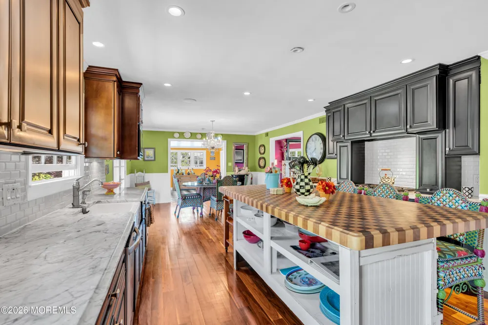 919 Ocean Avenue Mantoloking, NJ 08738