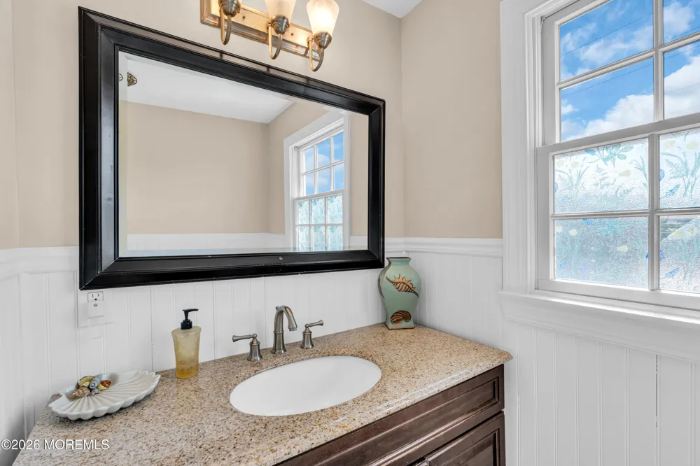 919 Ocean Avenue Mantoloking, NJ 08738