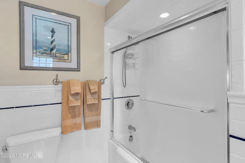 919 Ocean Avenue Mantoloking, NJ 08738