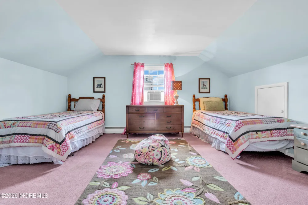 919 Ocean Avenue Mantoloking, NJ 08738