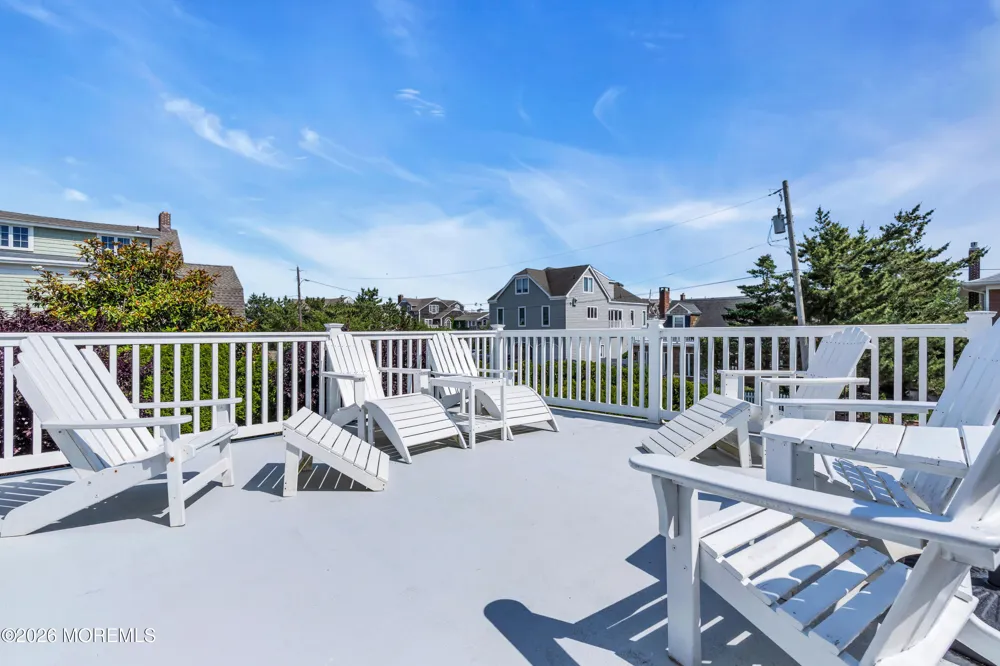919 Ocean Avenue Mantoloking, NJ 08738