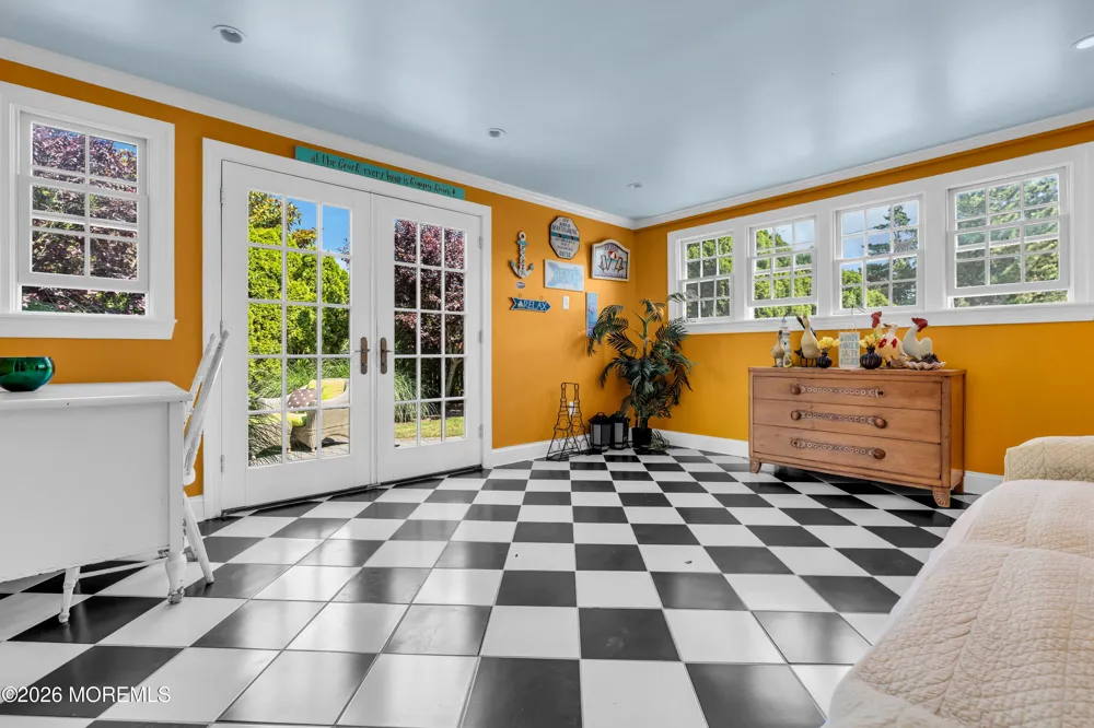 919 Ocean Avenue Mantoloking, NJ 08738