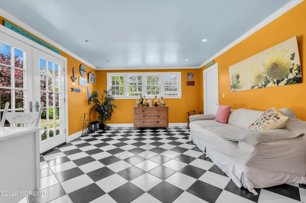 919 Ocean Avenue Mantoloking, NJ 08738