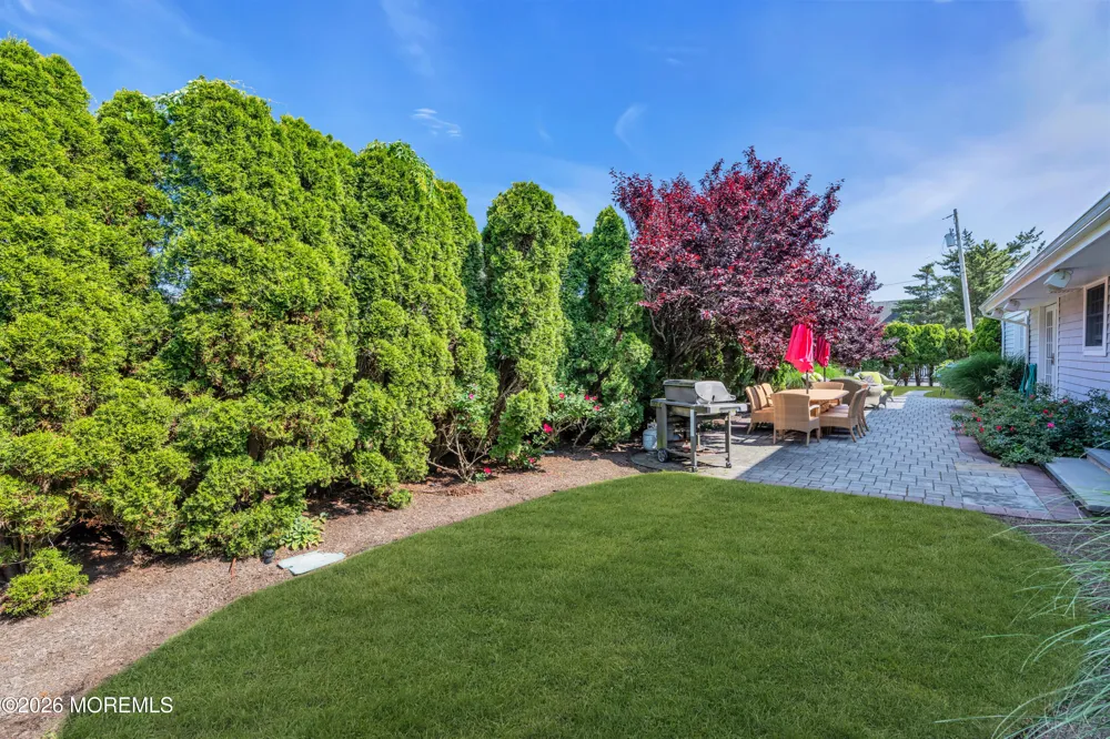 919 Ocean Avenue Mantoloking, NJ 08738