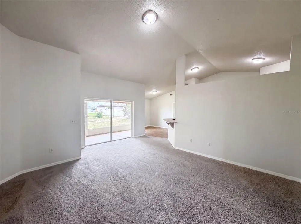 1038 HIGHLAND CREST CIRCLE Lake Wales, FL 33853