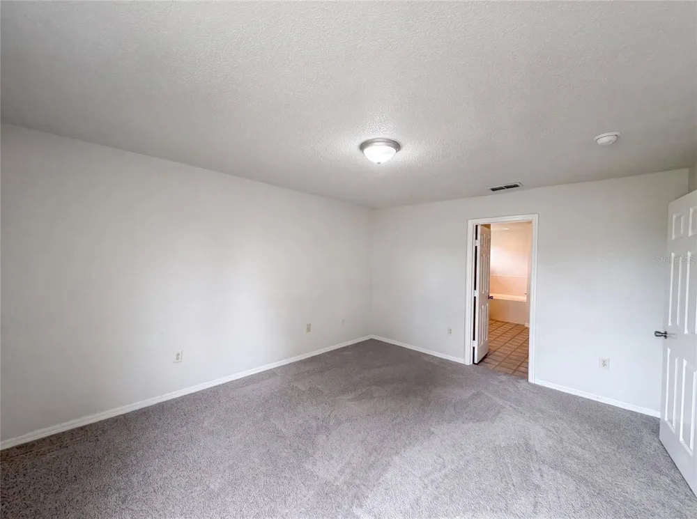 1038 HIGHLAND CREST CIRCLE Lake Wales, FL 33853