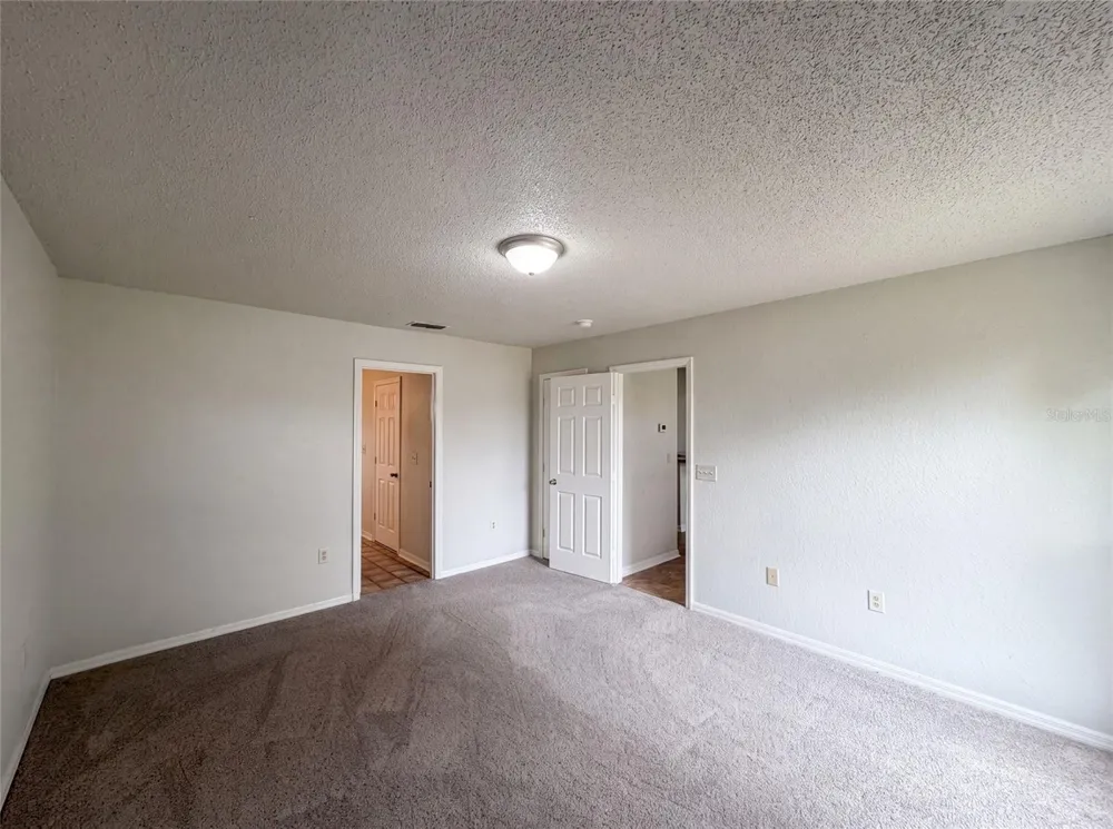 1038 HIGHLAND CREST CIRCLE Lake Wales, FL 33853