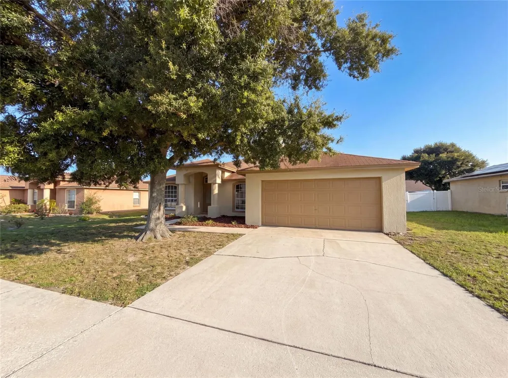 1038 HIGHLAND CREST CIRCLE Lake Wales, FL 33853