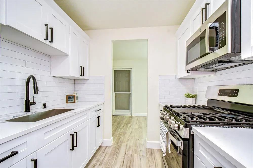 10037 62ND TERRACE #5 St Petersburg, FL 33708